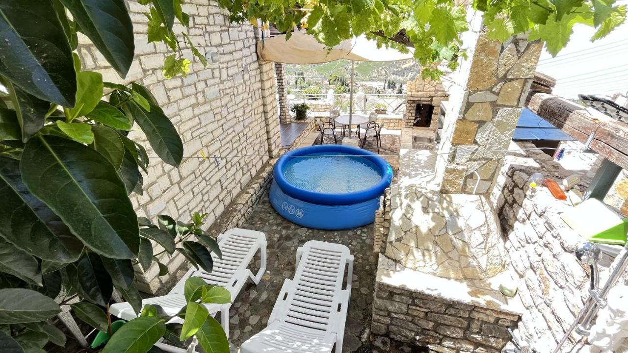 Stone Maisonettes Egio Exterior foto